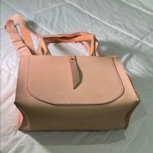 New Chic Women’s Tan Leather Crossbody Bag with keychain